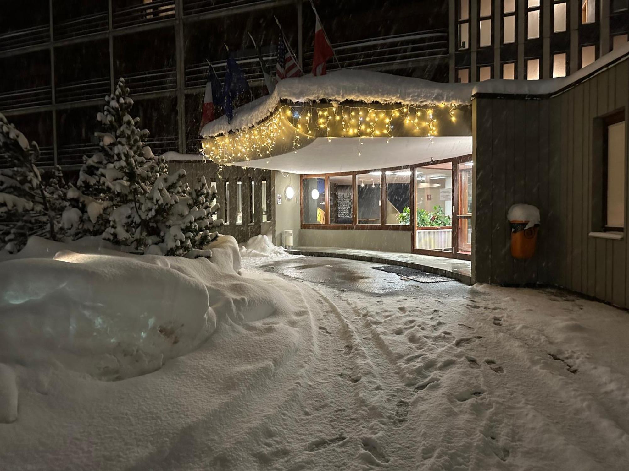 Appartamento I Dadi Cervinia Breuil-Cervinia Exterior foto